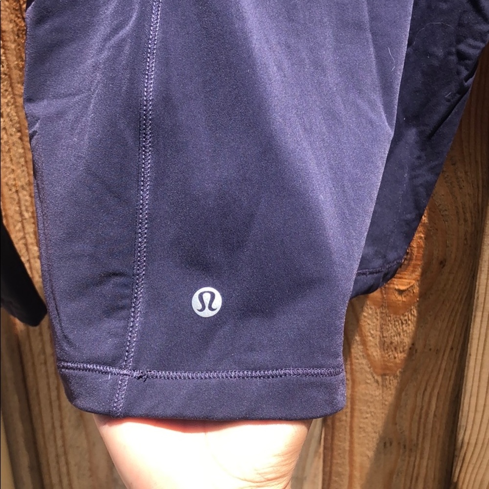 Lululemon Frost 1/2 Zip- Black grape - Picture 7 of 7